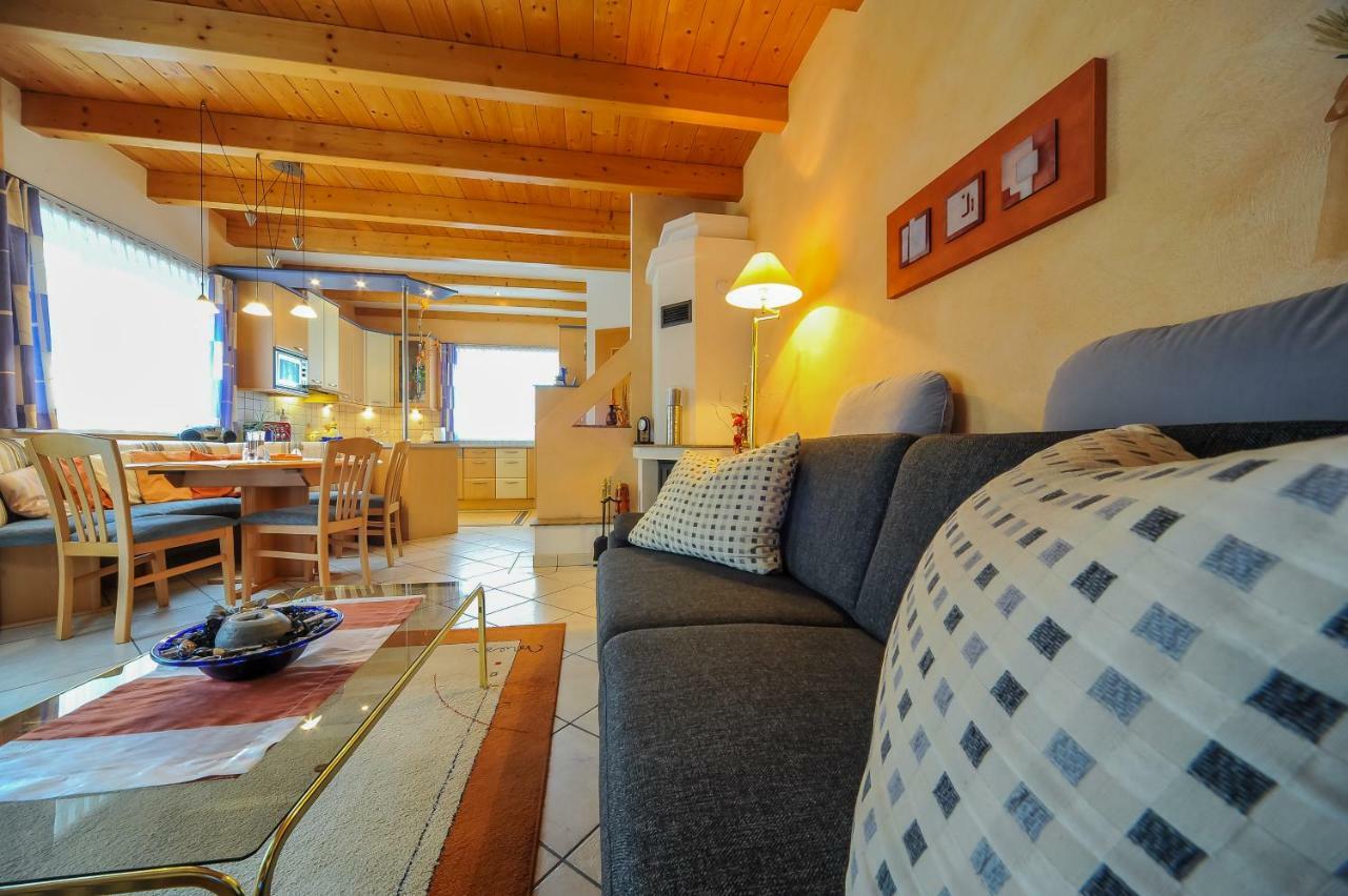 Ferienwohnung Regina Sankt Peter-Freienstein 외부 사진